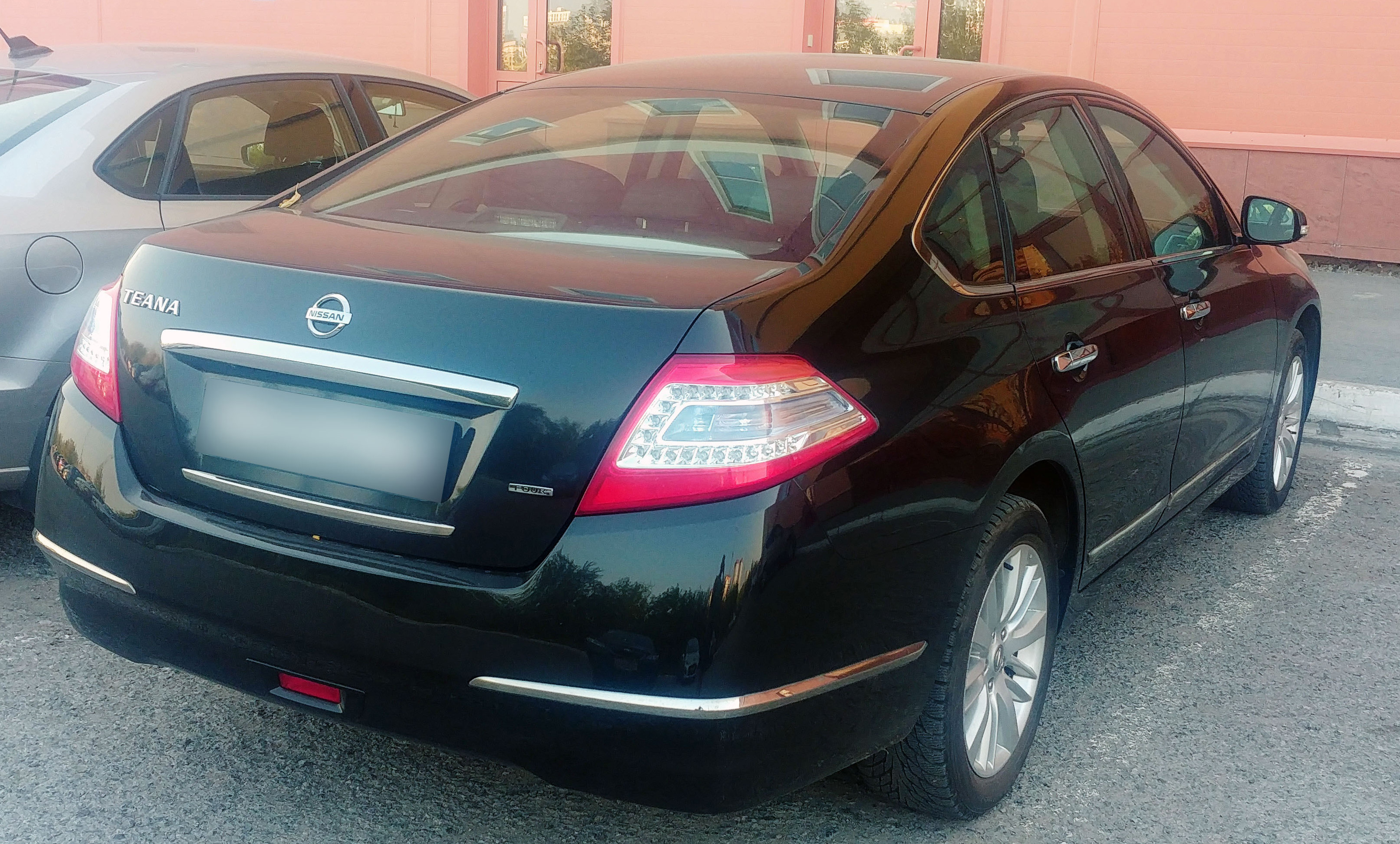 Прокат автомобиля Nissan Teana в городе Смоленск Прокат автомобиля Nissan Teana в городе Смоленск